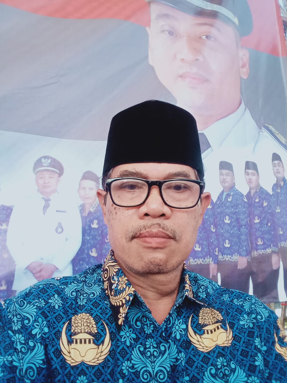 Mengenal Jejak Perjuangan Drs Syaifuilloh Kepala MI Sirojut Tholibin Pertama